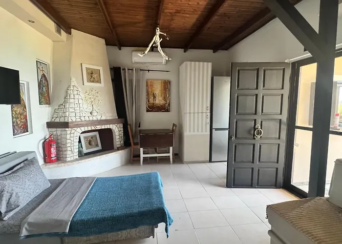 Дом отдыха Domi's House *